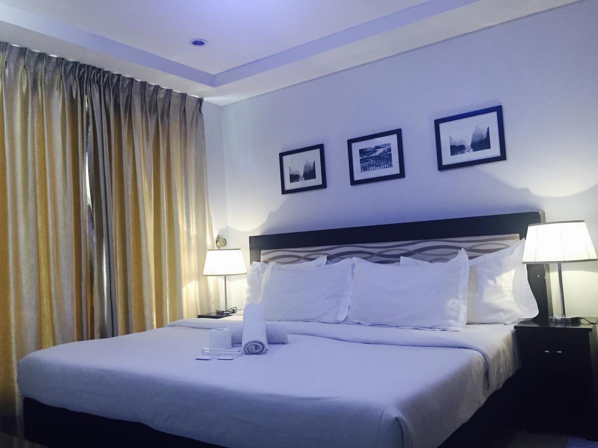 Dragonlink Suites @ Bel-Air Soho Makati City Esterno foto